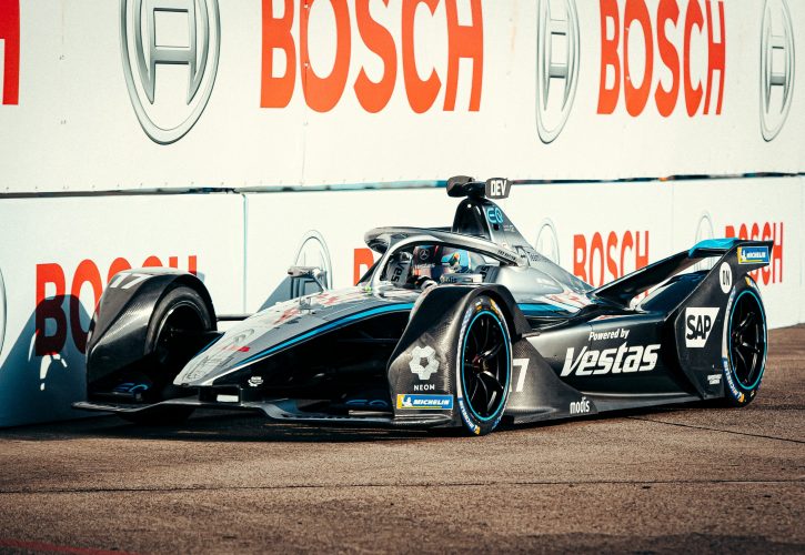 de-vries-mercedes-725x500.jpg