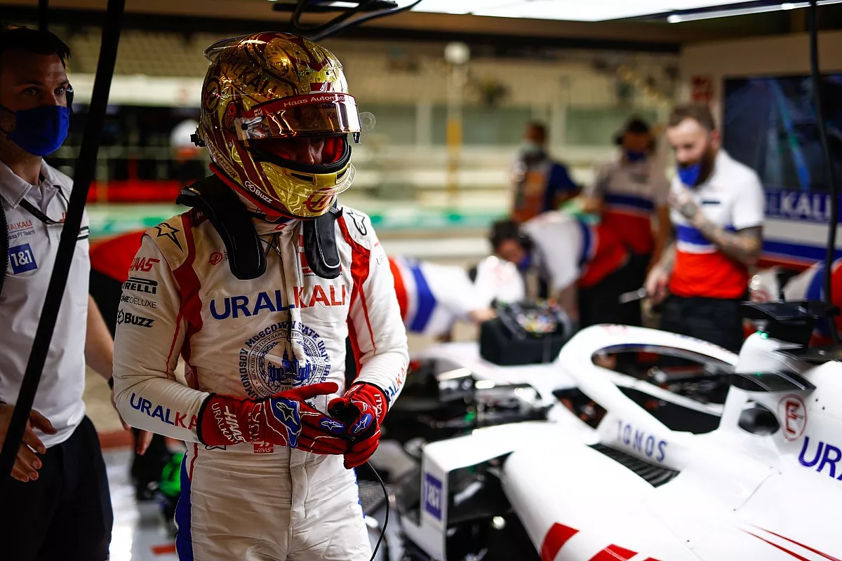 nikita-mazepin-haas-f1-1-2.jpg
