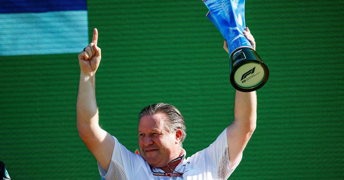 Zak-Brown-celebrating-on-Monza-podium-planetF1-1200x630.jpg