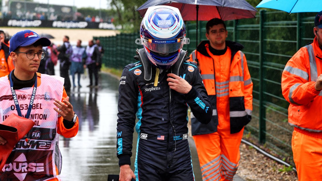 Sargeant Belgium wet crash