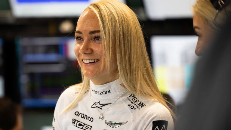 skysports-jessica-hawkins-aston-martin_6298500.jpg