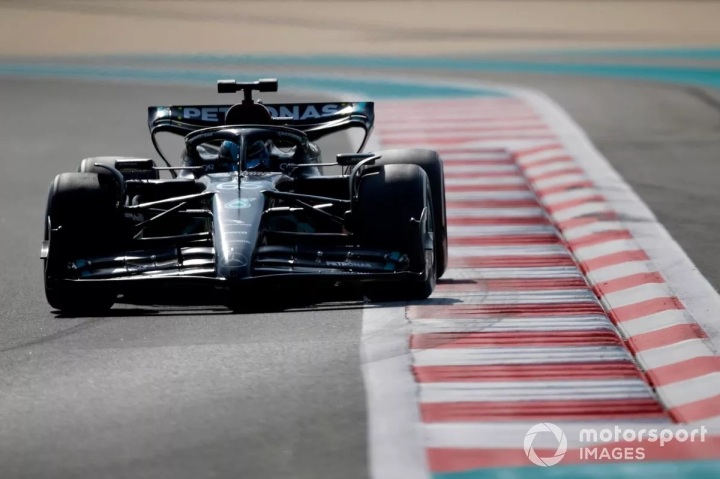 george-russell-mercedes-f1-w14.jpeg