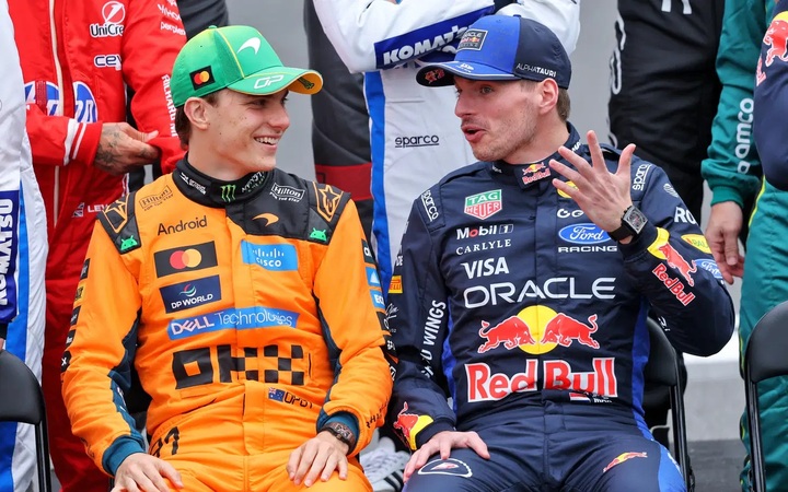 Piastri-Verstappen.jpg