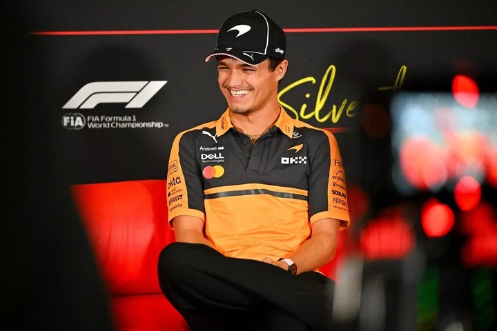 lando-norris-mclaren (1).jpg