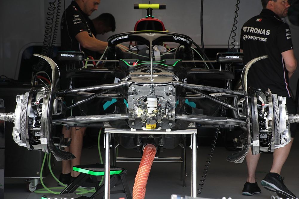Mercedes W14 technical detail