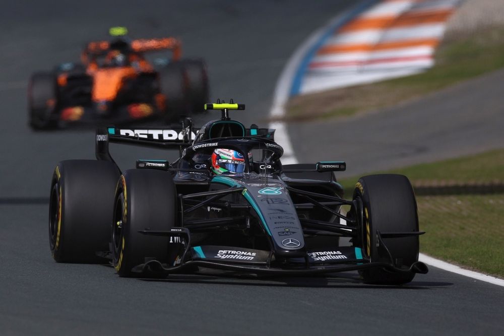 Kimi Antonelli leads the F1 standings in 2026