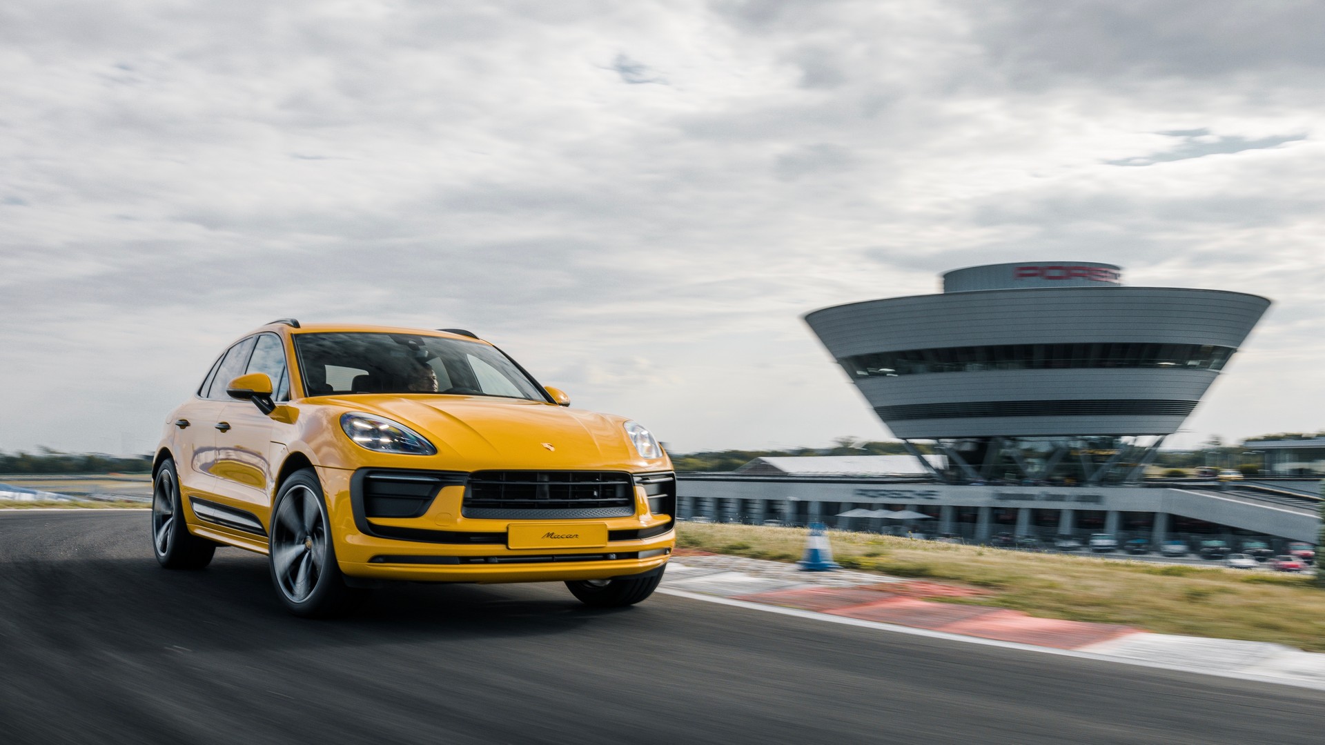 Signal-Yellow-Porsche-Macan-1.jpeg