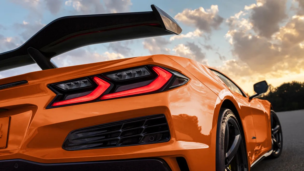 Corvette C8 Z06-4.jpg