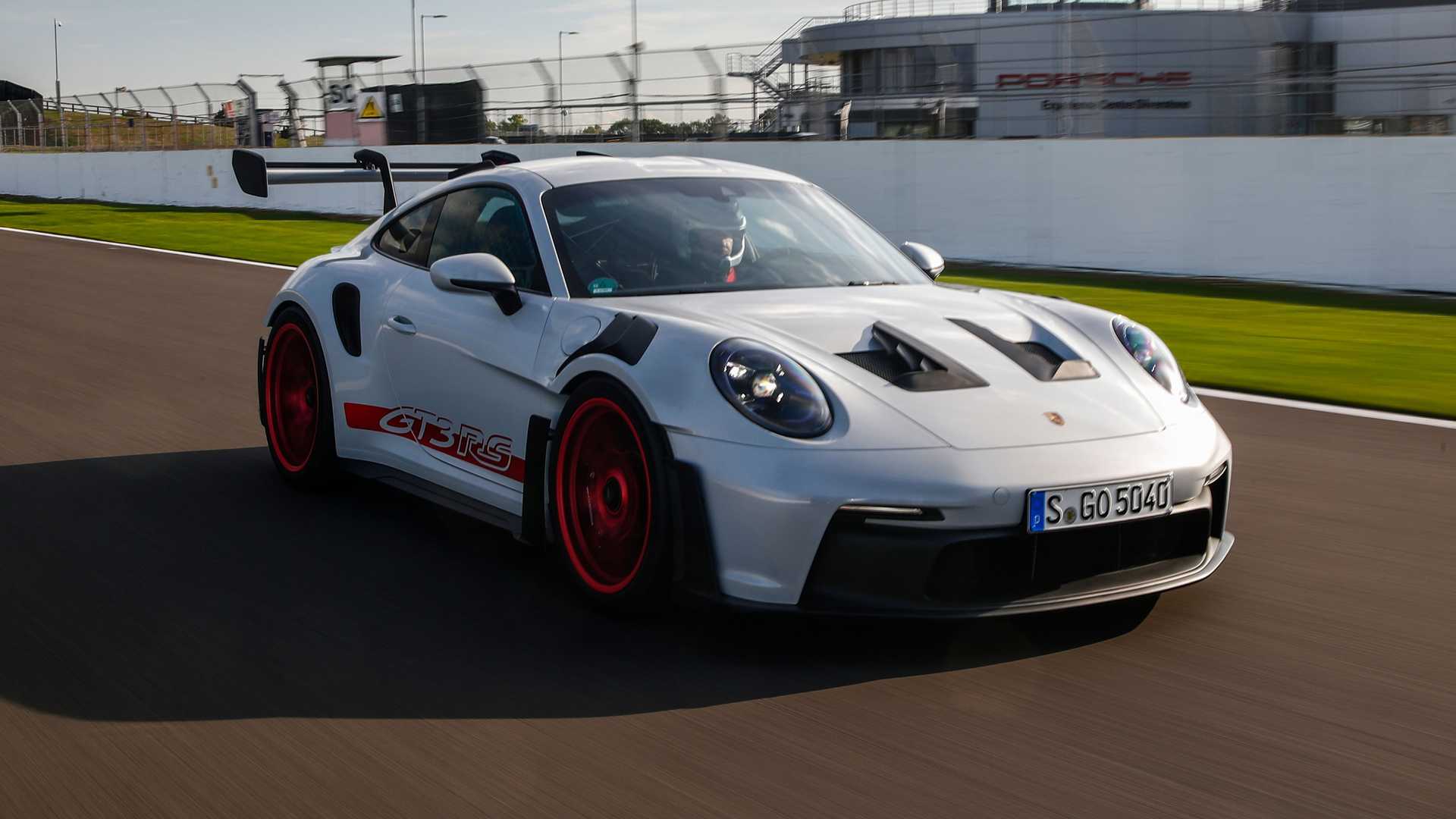 2023-porsche-911-gt3-rs (2).jpg