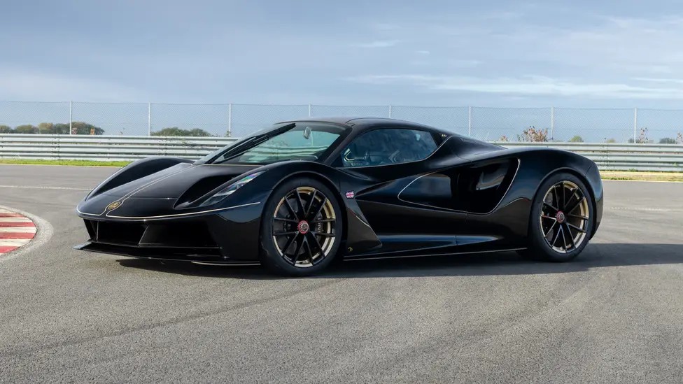 6-Lotus-Evija-Fittipaldi.jpg