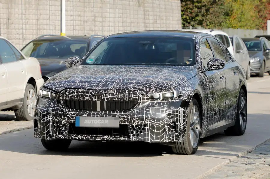 2024-bmw-i5-front-3_4.jpg