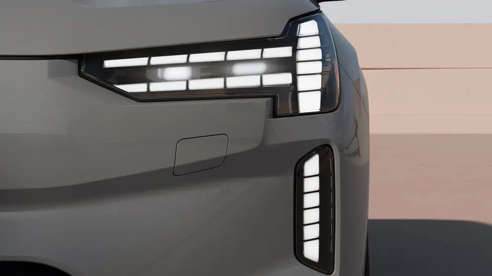 6a-Volvo-EX90.jpg