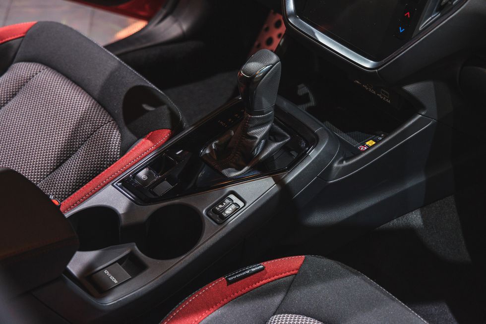 2024-subaru-impreza-112-1668716401.jpg