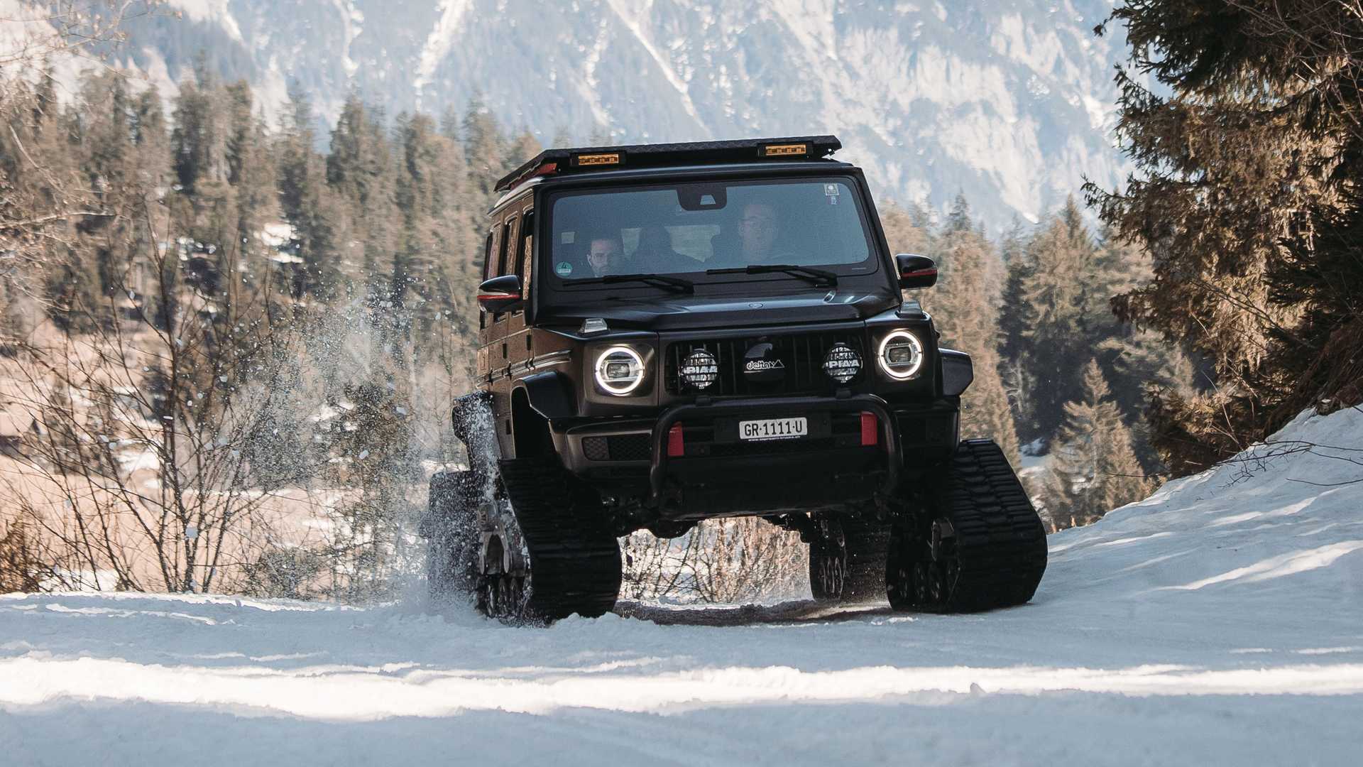 mercedes-g500-on-caterpillar-tracks-by-delta-4x4 (1).jpg
