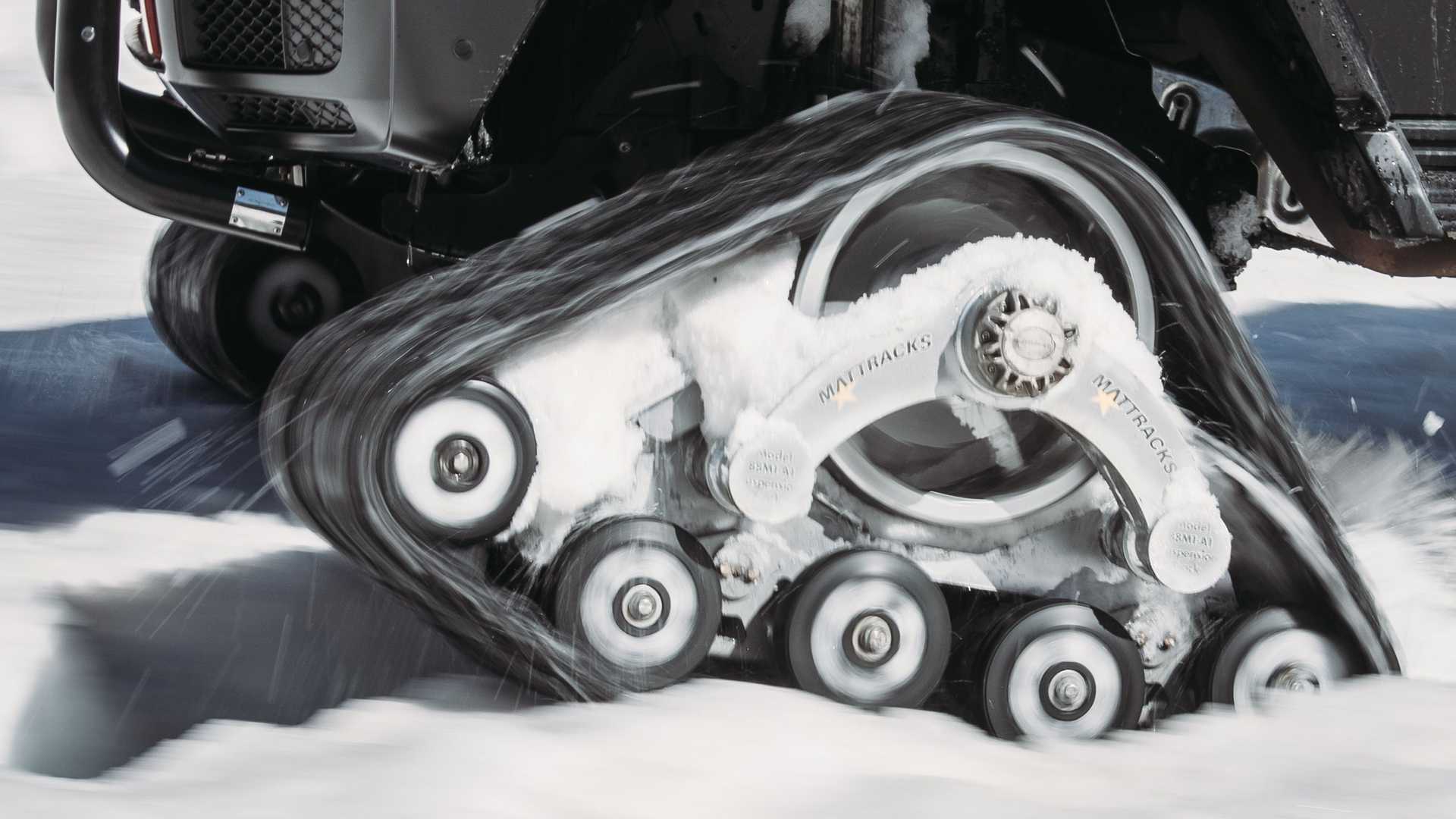 mercedes-g500-on-caterpillar-tracks-by-delta-4x4 (6).jpg