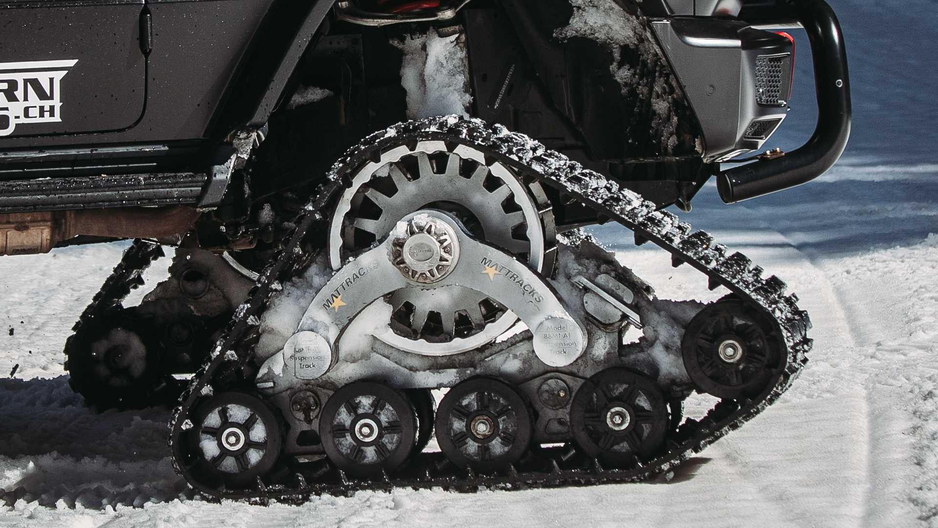 mercedes-g500-on-caterpillar-tracks-by-delta-4x4 (7).jpg