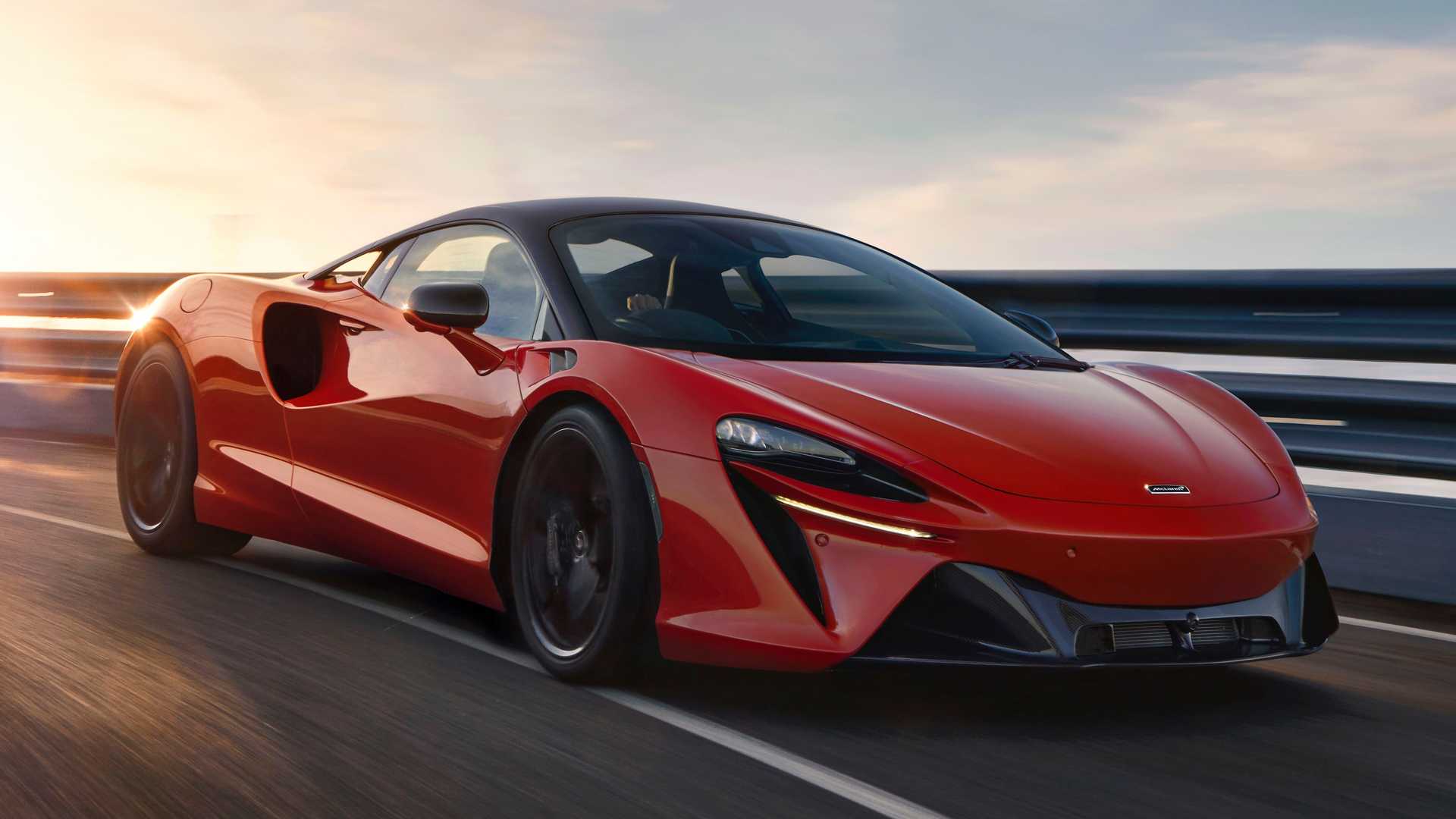 2022-mclaren-artura-exterior.jpg