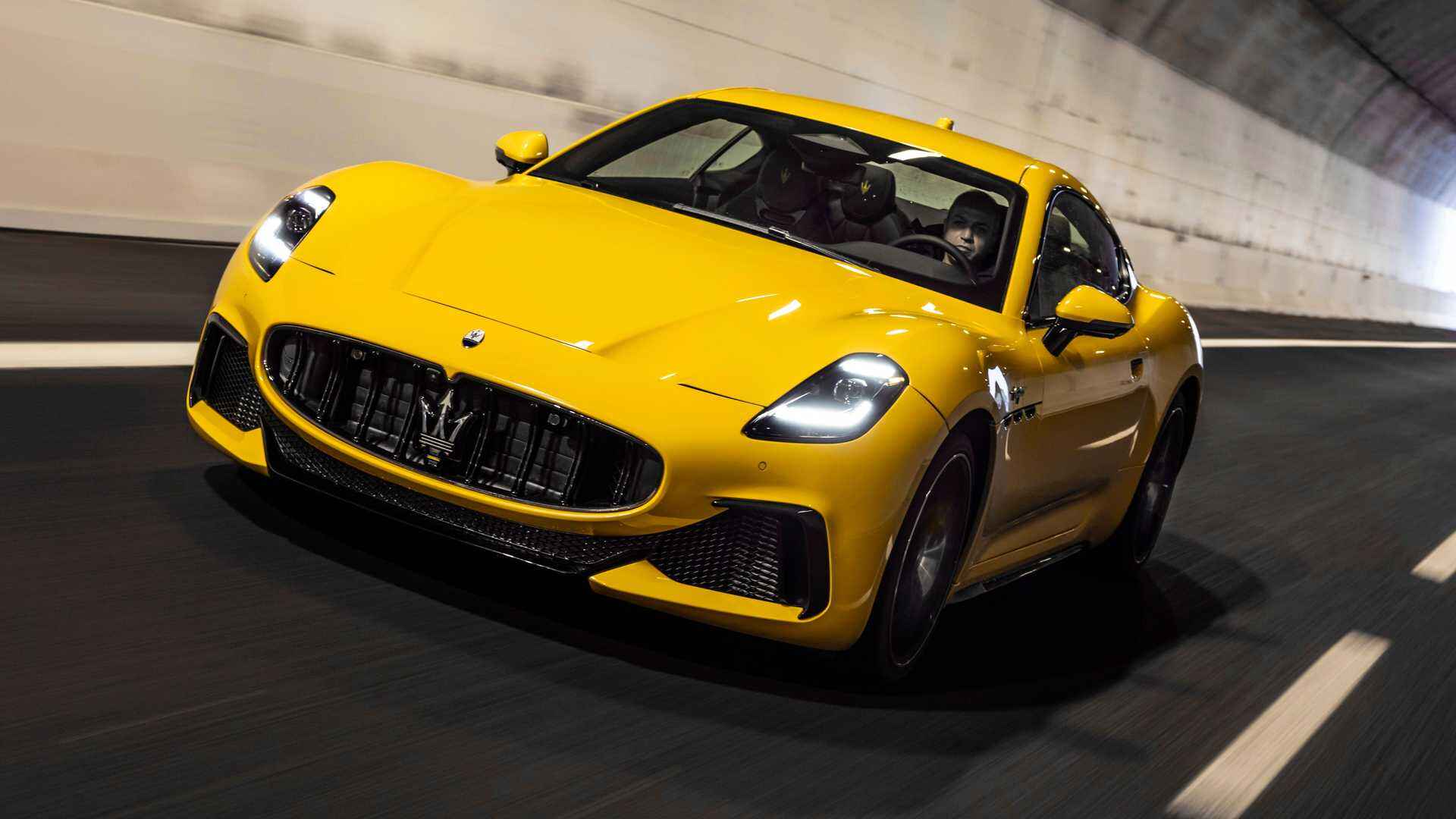 2024-maserati-granturismo-exterior (2).jpg