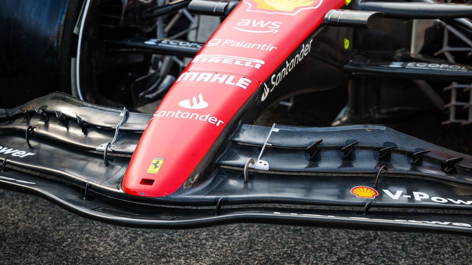 ferrari-sf-23-front-wing-separators-planetf1-1600x900.jpg