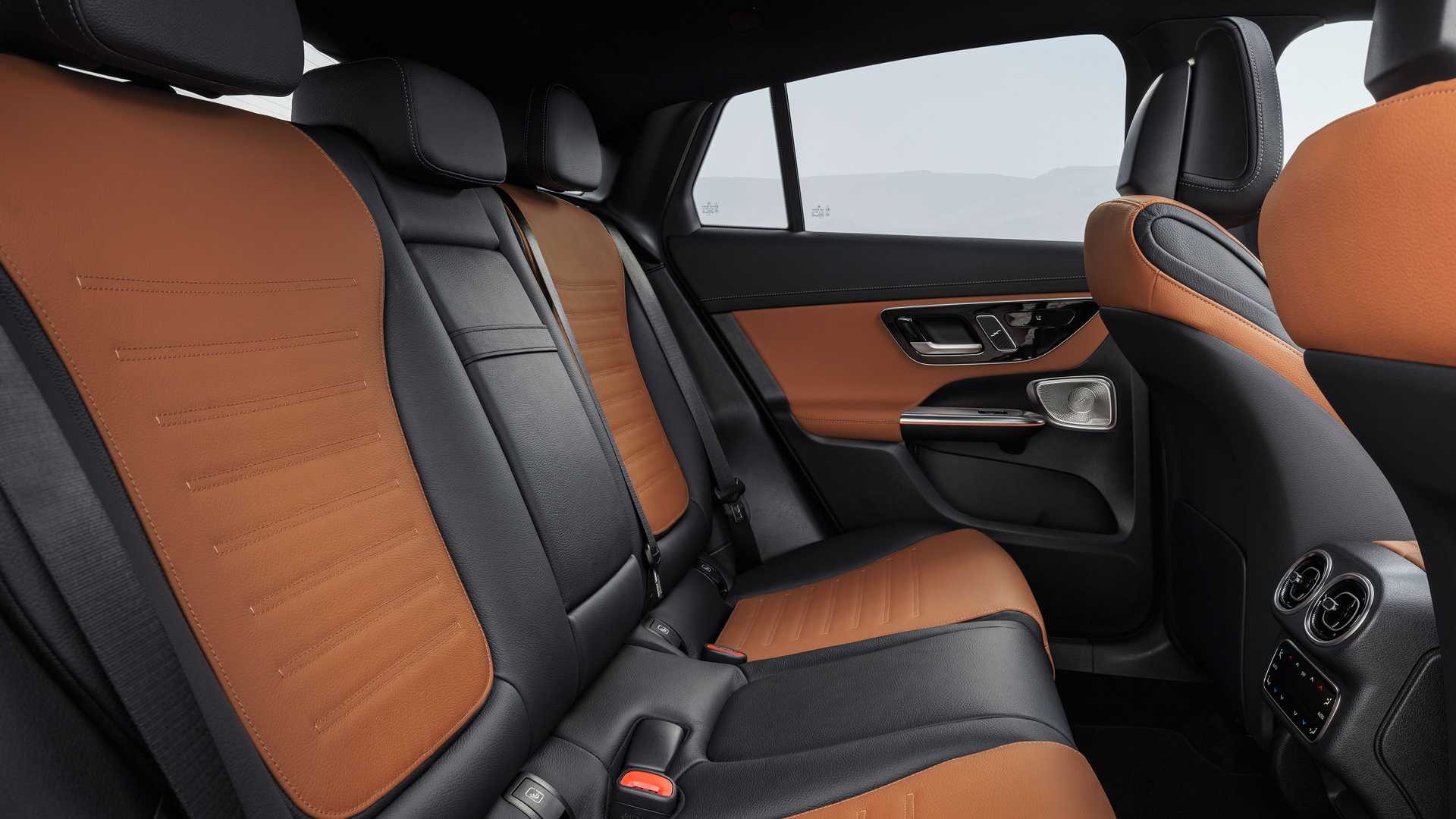 2023-mercedes-glc-coupe (6).jpg