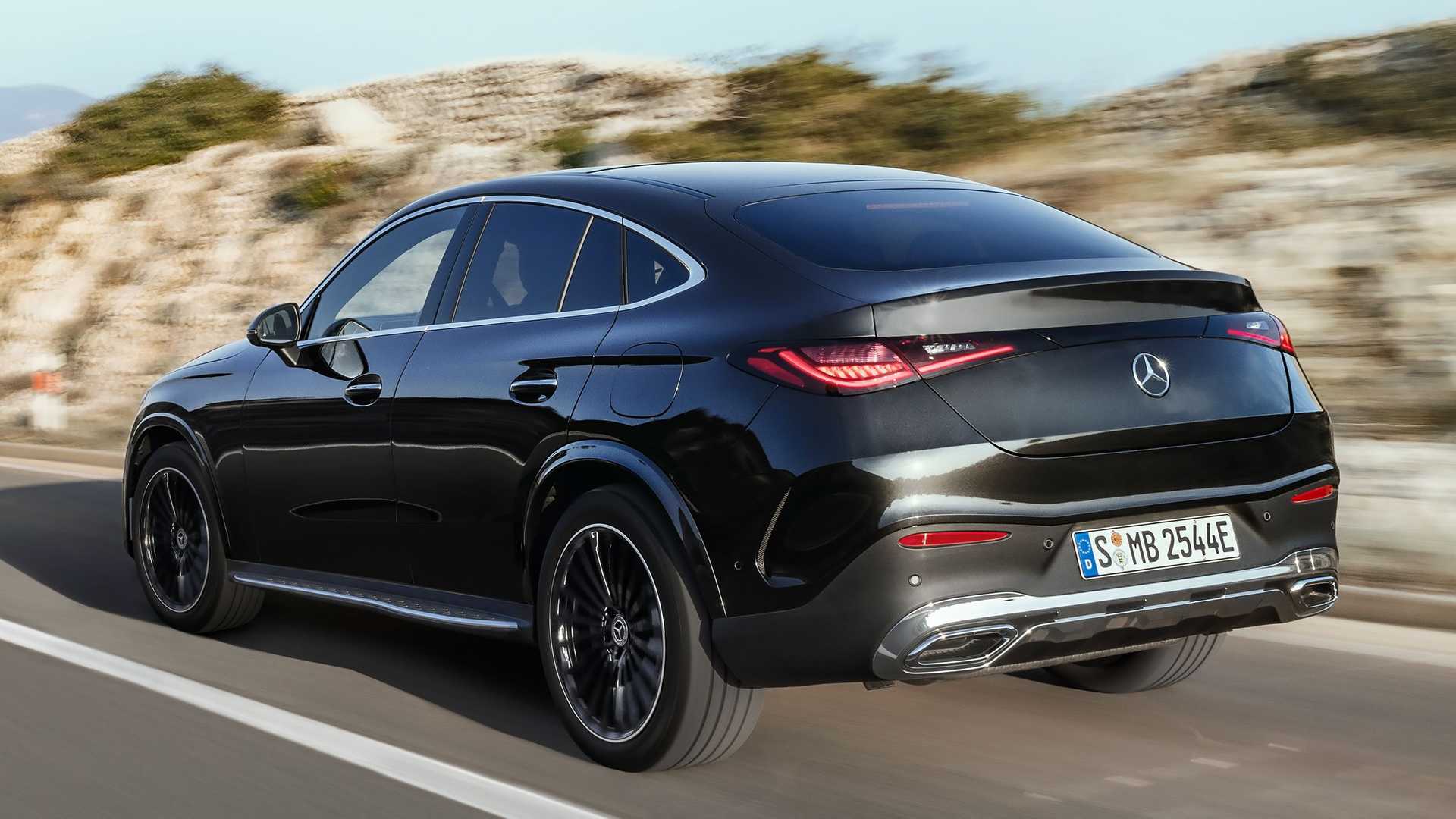 2023-mercedes-glc-coupe (4).jpg