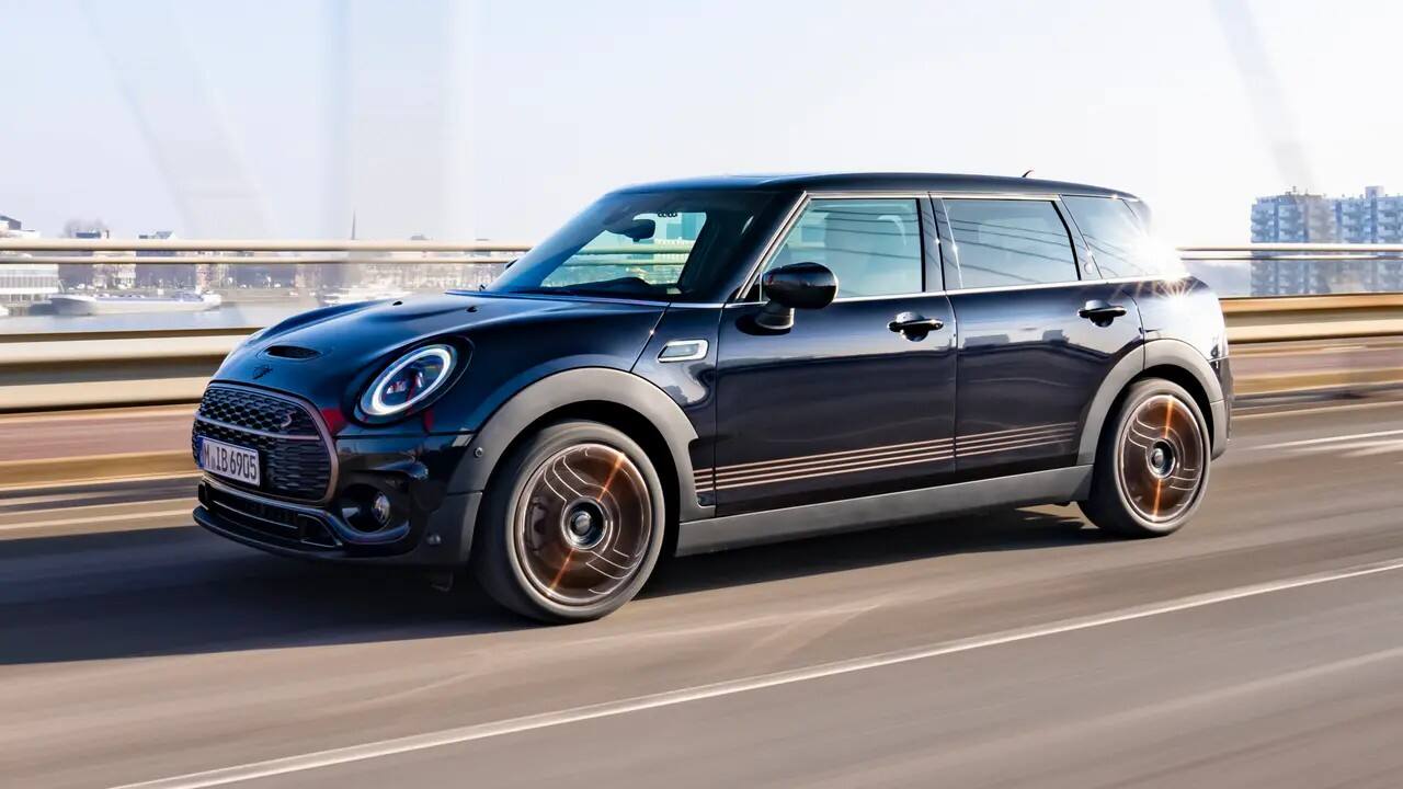 P90497304_highRes_mini-cooper-s-clubma.jpg