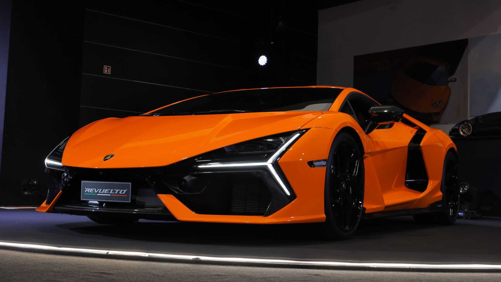 lamborghini-revuelto---foto---2023 (6).jpg