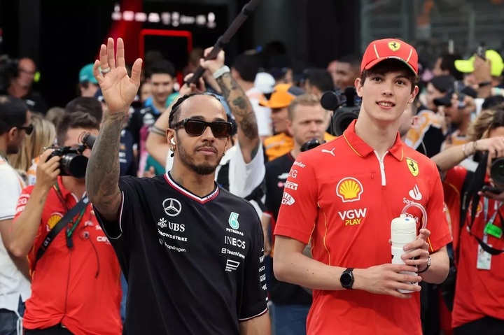 lewis-hamilton-mercedes-amg-f1.jpg lewis-hamilton-mercedes-amg-f1.jpg
