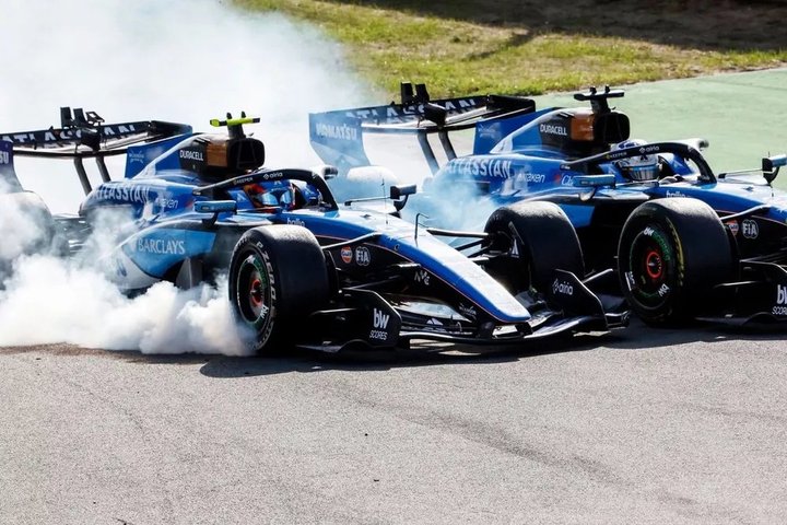 Alexander Albon, Williams, Carlos Sainz, Williams